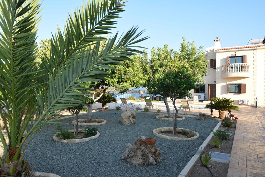 Kalli Villa Pomos Zimmer foto