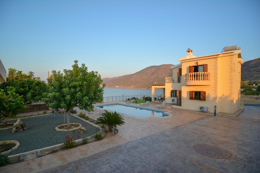 Kalli Villa Pomos Zimmer foto